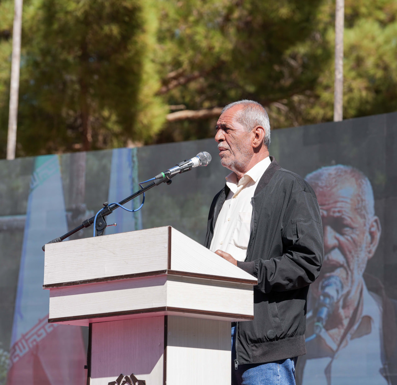 رئیس اتحادیه گل ایران در افتتاحیه بزرگترین فرش سر گل آسیا