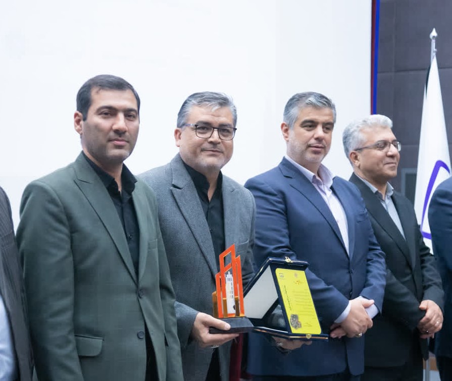 شهرداری محلات به عنوان شهرداری برگزیده استان مرکزی در سال 1404