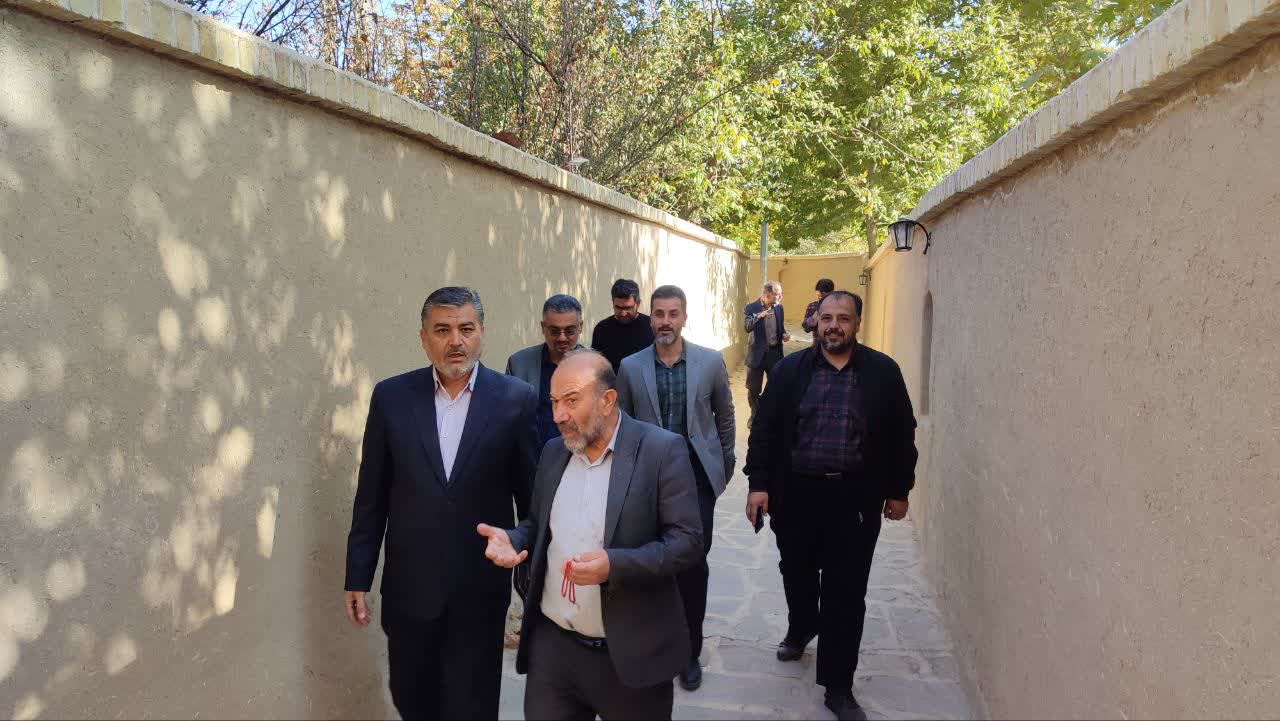 بررسی پیشرفت فیزیکی ساماندهی و بهسازی و بازپیرایی فاز 2کوچه باغهای پولگان